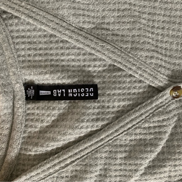 Design Lab Lord & Taylor Waffle Print Front Tie Tee - Picture 3 of 4